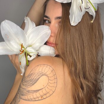 Tatuatore Yana Yakovyna