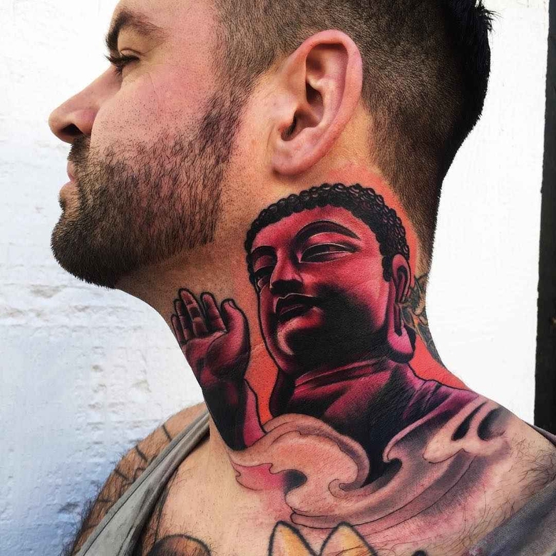 Artista di tatuaggi Mike Stockings tatuaggio animale stile neo tradizionale in stile autore | Regno Unito