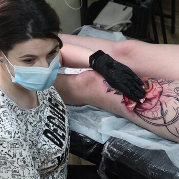 Tatuatore Selina Kayl