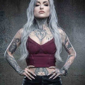 Tatuatore Ryan Ashley Malarkey