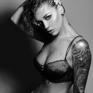 🔥 Foto hot, portfolio modelle  #9402 Modello di tatuaggi Samii Ryan