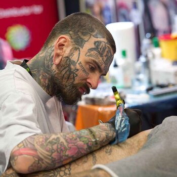 Tatuatore Daniel Molloy