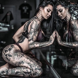 🔥 Foto hot, portfolio modelle  #29156 Modello di tatuaggi Bee Phillips