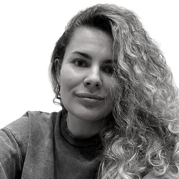 Tatuatore Dariya Garamova