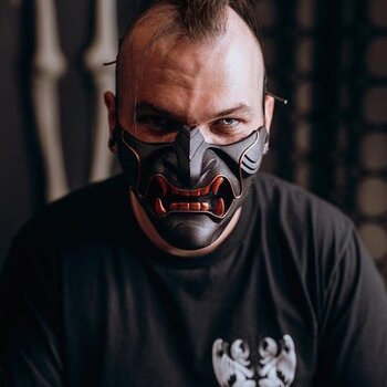 Tatuatore Kris King