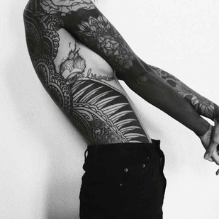 🔥 Foto hot, portfolio modelle  #20021 Modello di tatuaggi Anh Wisle