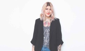 Tatuaggio astratto a acquarello di Jules Boho