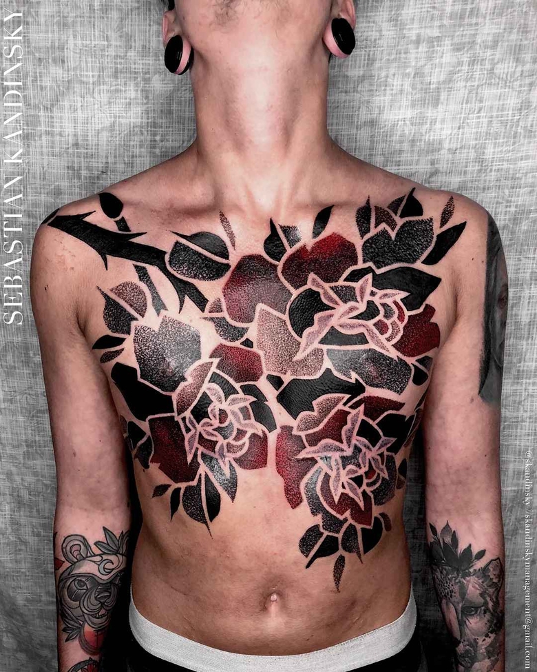 Artista di tatuaggi Sebastian Kandinsky, stile blackwork dotwork ornamental tattoo | Regno Unito