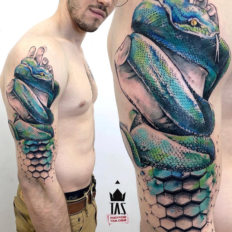 I tattoo a watercolor di Rodrigo Tas