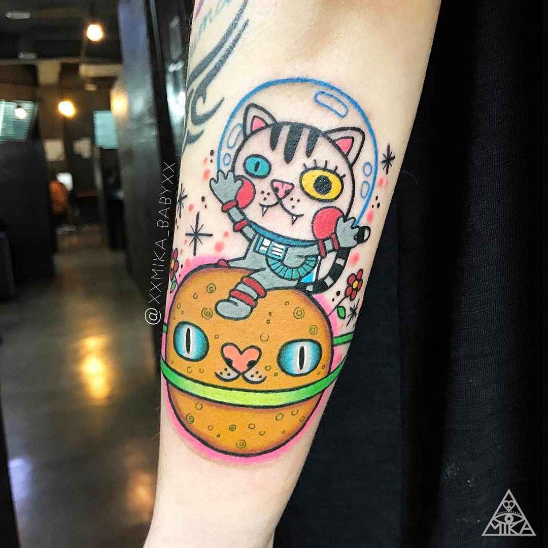 Tatuatore XXMIKA BABYXX tattoo colore astratto nuovo school | Tattoo artist XXMIKA BABYXX color abstract new school tattoo