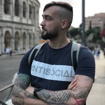 Tatuatore Gleb Erve