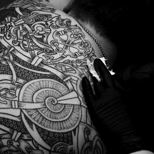 Mari Movgan | Saint Petersburg, Russia | iNKPPL