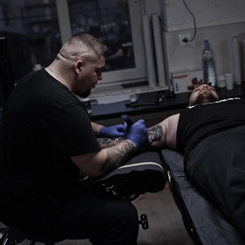 Tatuatore Ruslan Novak