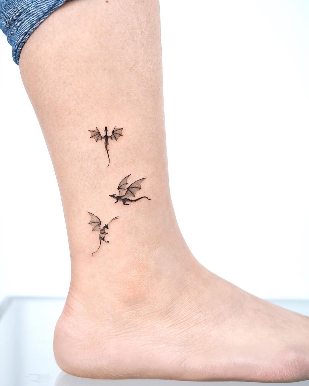 Dragon gradation tattoo by @choiyun_tattoo