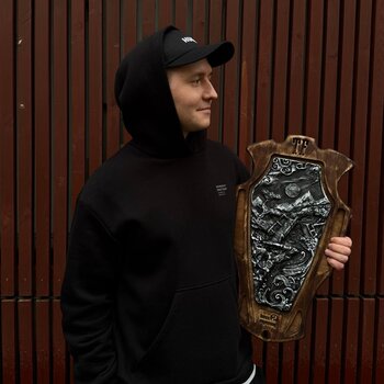 Tatuatore Akulov Mark