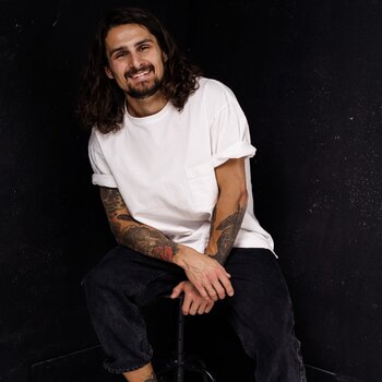 Tatuatore Valera Pashkov
