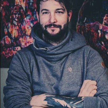 Tatuatore Ondrej Konupcik