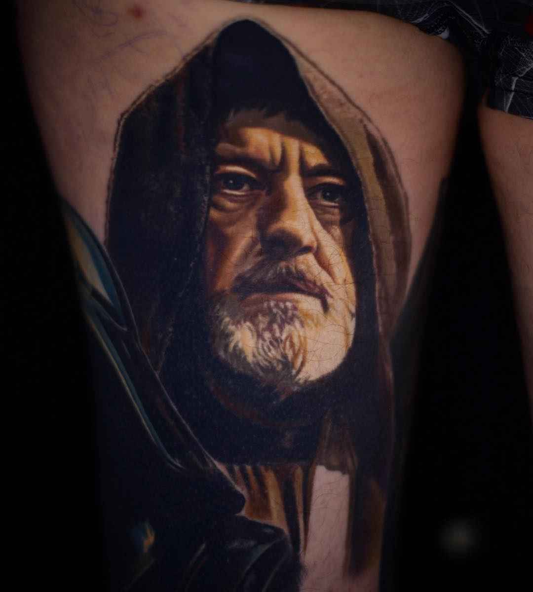 Artista del tatuaggio Nikko Hurtado. Intervista a Mosca, Russia. Realismo in tinta colorata 