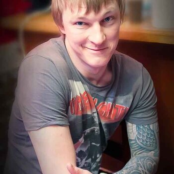 Tatuatore Stepan Negur