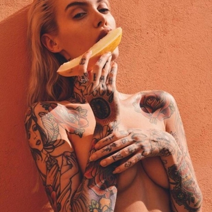 🔥 Foto hot, portfolio modelle  #25030 Modello di tatuaggi Valentina Belleza