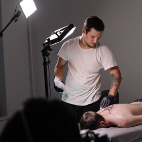 Interview. Konstantin Strokin - Come il tatuaggio ha salvato l'artista dalla carriera militare