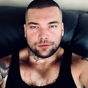 Tatuatore Vladislav Bondarenko 