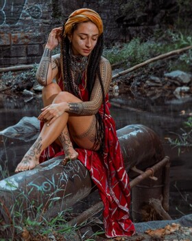 Il Percorso della Tradizione: Rivitalizzazione del Tatuaggio Tatak Filippino-Americano