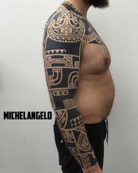 Tatuaggi tribali di Michelangelo