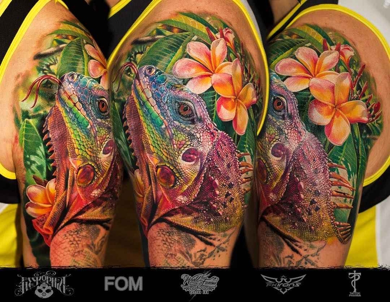 Artista di tatuaggi Ilya Fom