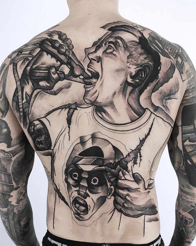 Tattoo artista Maurycy Szymczak, autore di bozze di tattoo in stile blackwork | Polonia