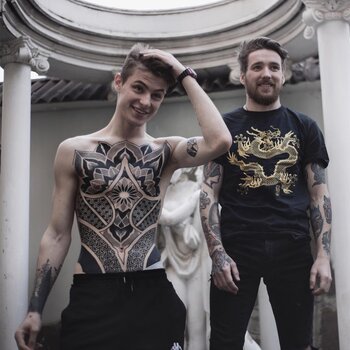 Tatuatore Dmitriy Nosov