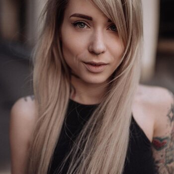 Tatuatore Alena Lang
