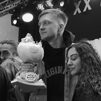 Tatuatore Petr Shvets