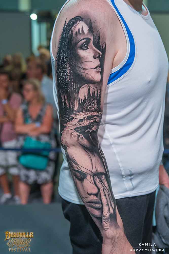 vincitore del Festival dei Tattoo di Deauville 2017 | Realistico 2º Mihails Neverovs