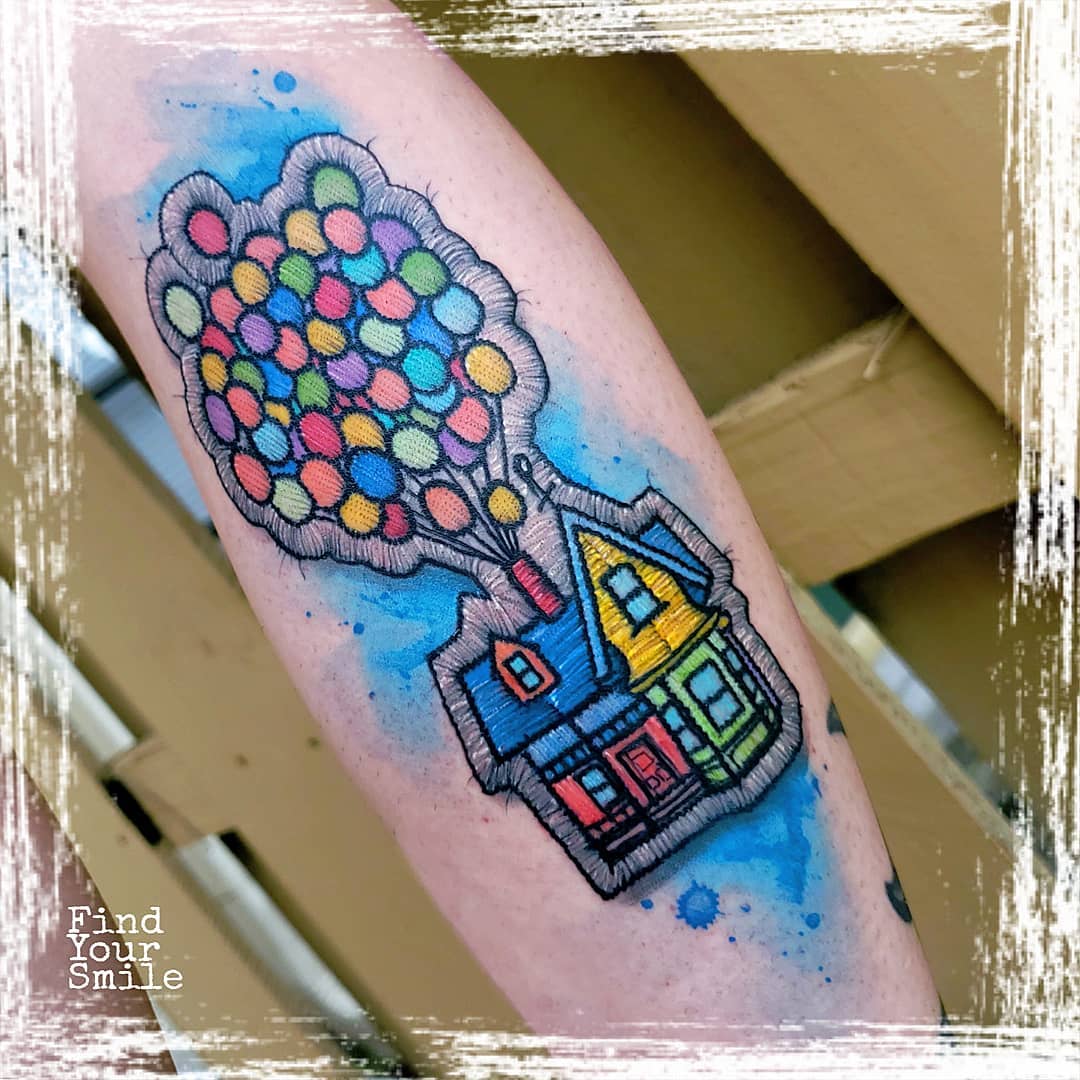 Artista del tatuaggio Russell Van Schaick