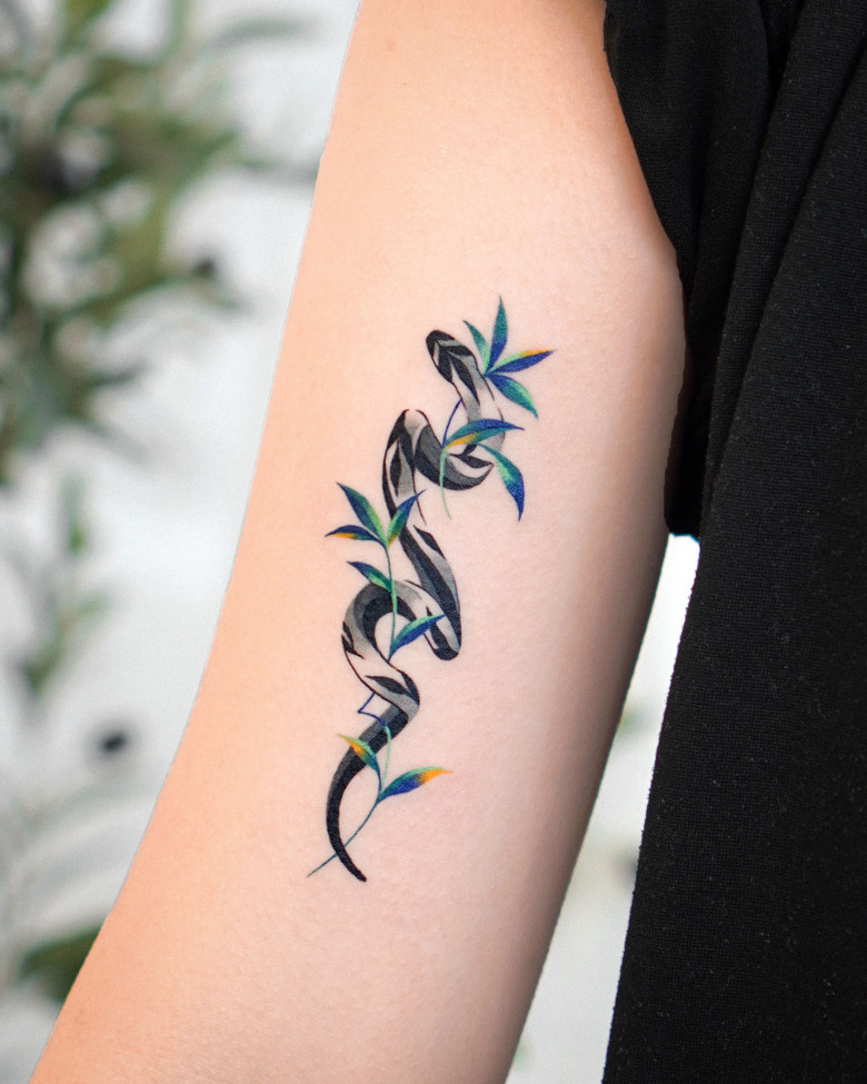 Snake tattoo by Eden