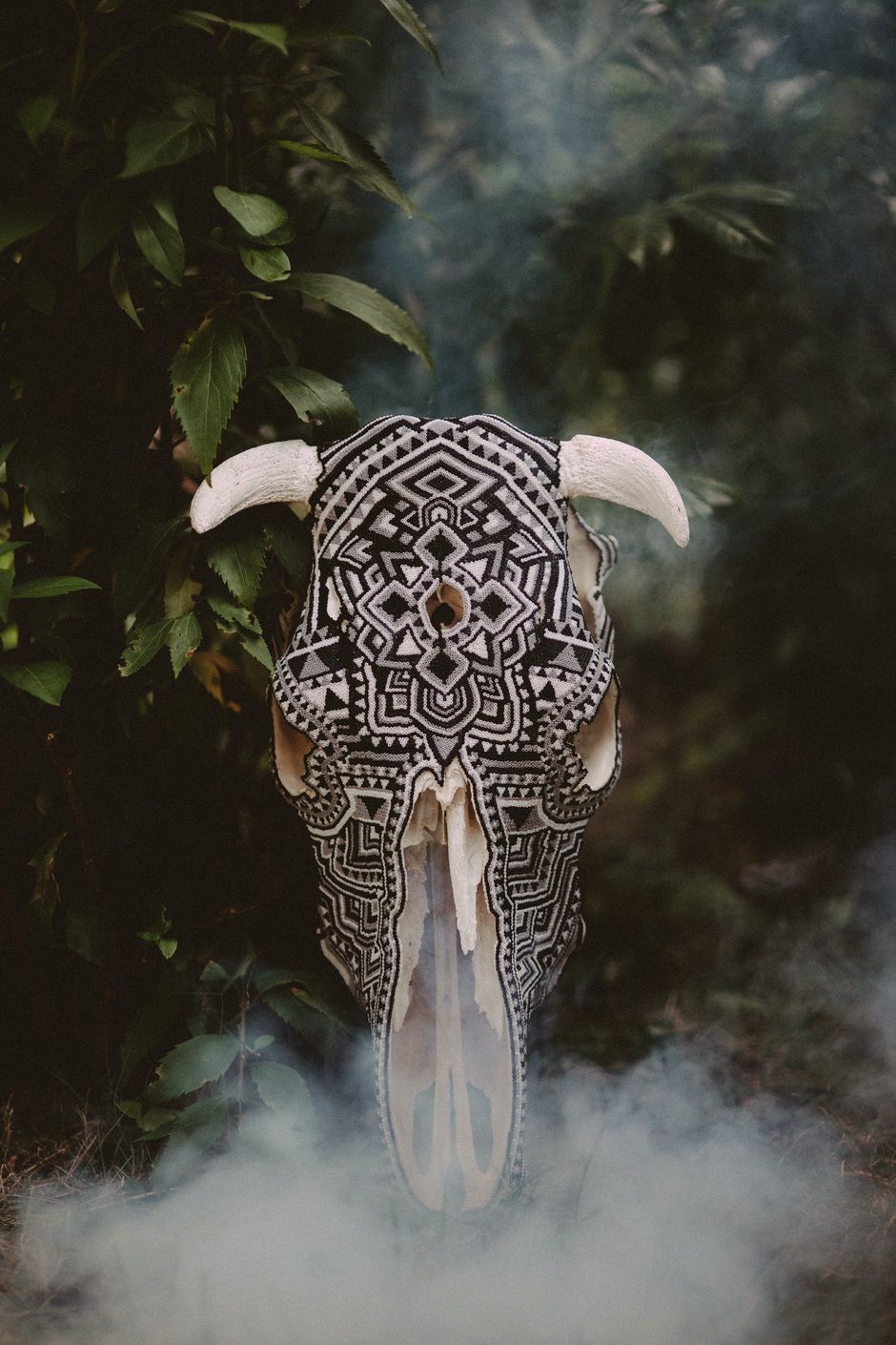 Tattoo: @hola_holson Skulls: @hola_holson Photographs by: @pagan.poems Makeup: @kasiaj85