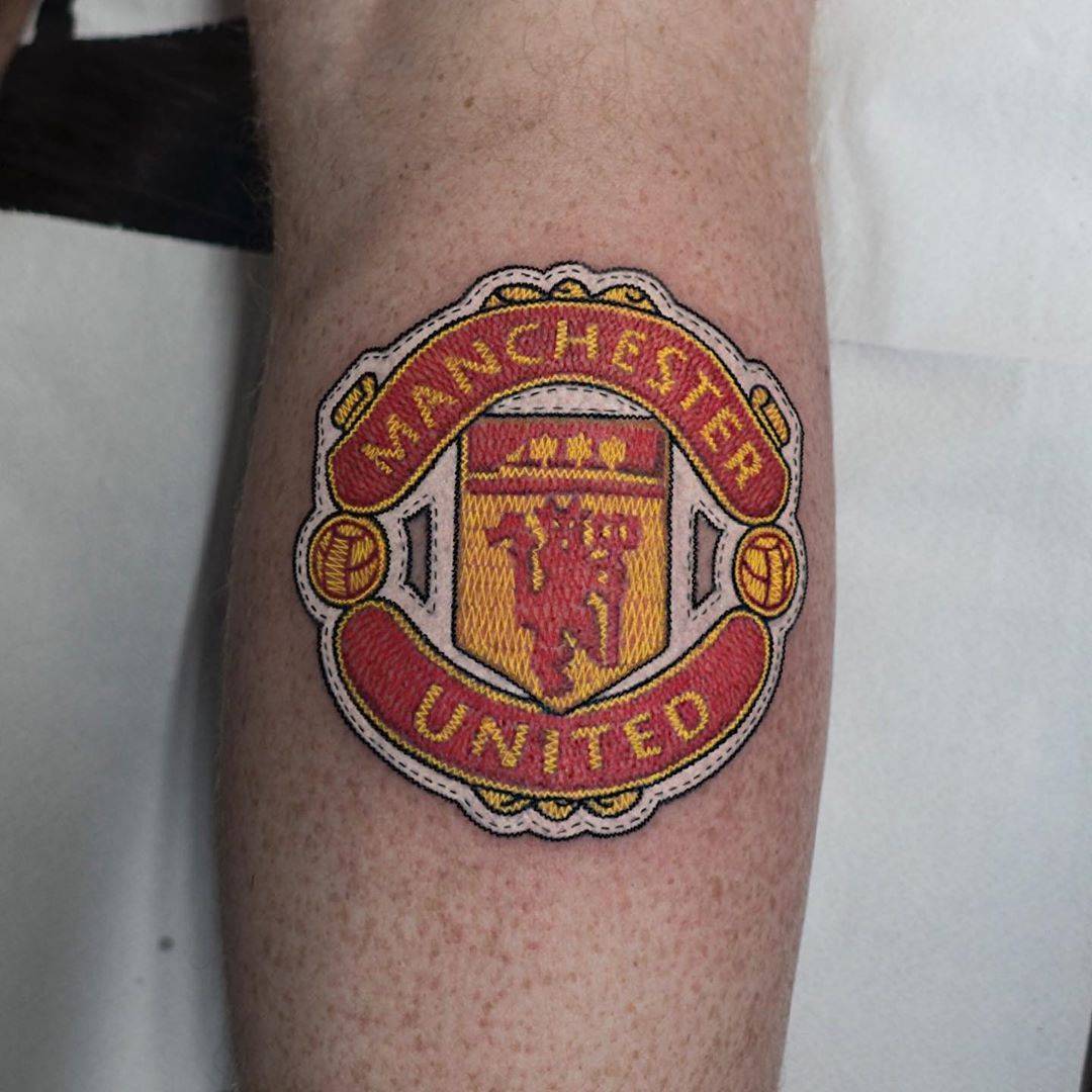 Artista del tatuaggio Mirko Gallo