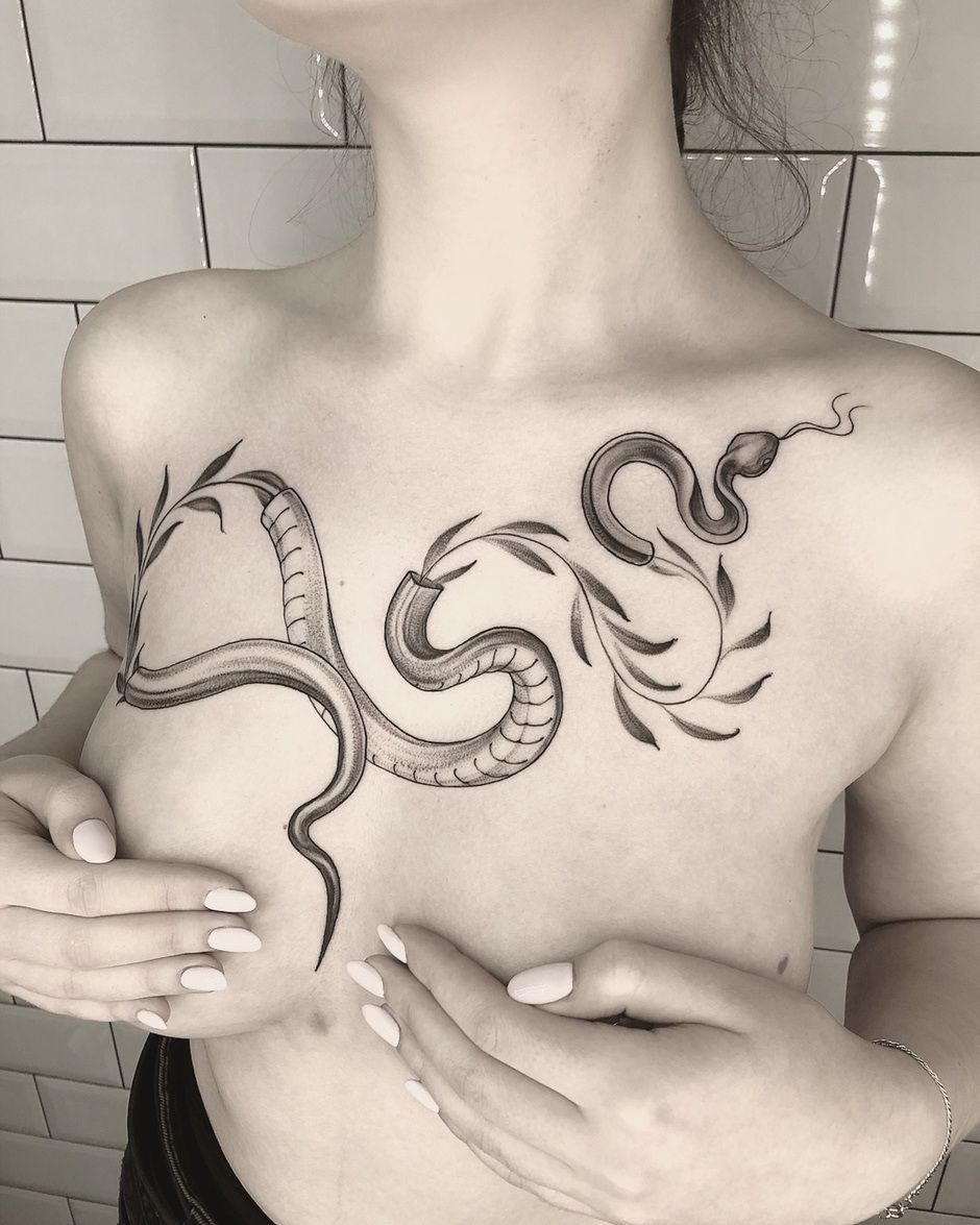 Artista del tatuaggio Zhenya Remova, tatuaggio in nero, grafica | Russia