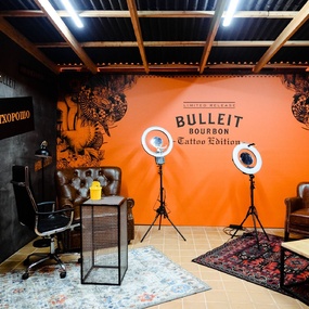 Bulleit 토이트 콘벤션