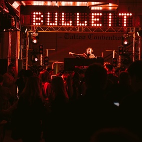 Bulleit 토이트 콘벤션