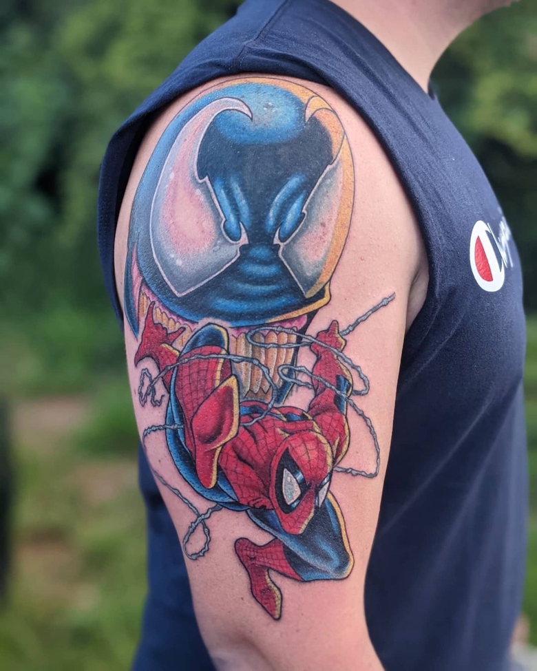 @zackindertattoos marvel Venom 토이트 by @zackindertattoos