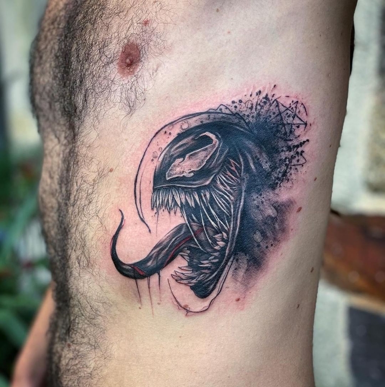 @satsugailens_tattoo marvel Venom 토이트 by @satsugailens_tattoo