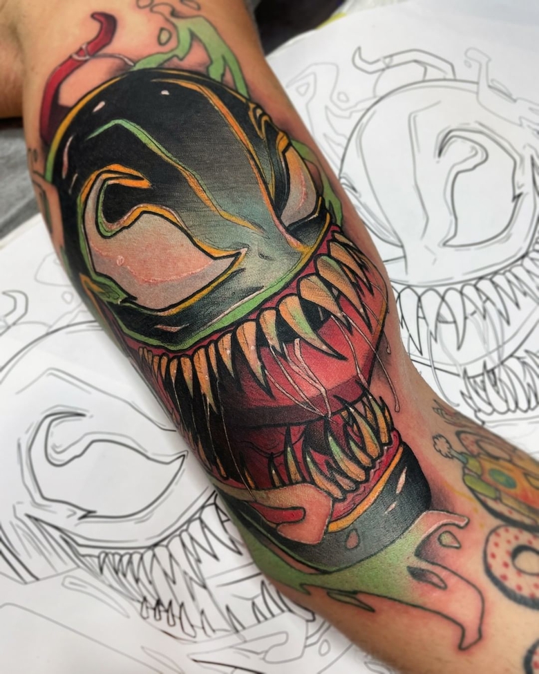 @7_sins_tattoo marvel Venom 토이트 by @7_sins_tattoo