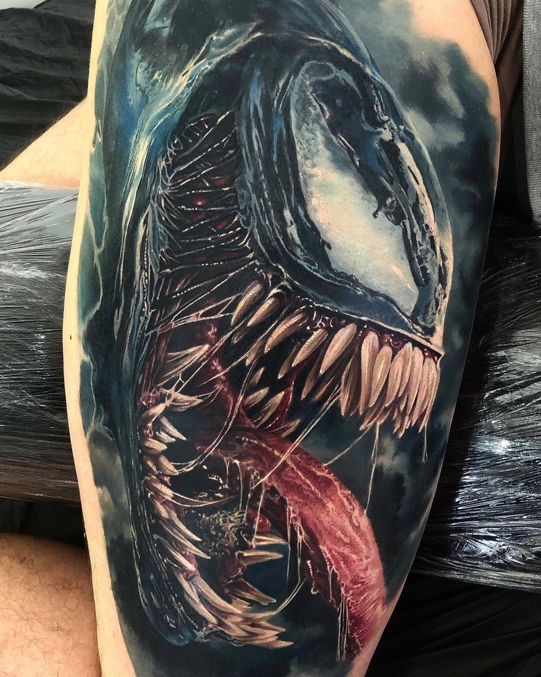 @shooby_tattoo marvel Venom 토이트 by @shooby_tattoo