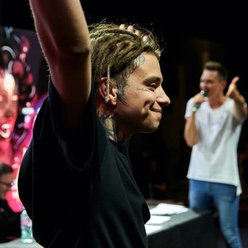 Sasha Kot - 러시아에서 토이트 기록을 세운 최초의 토이트 전문가