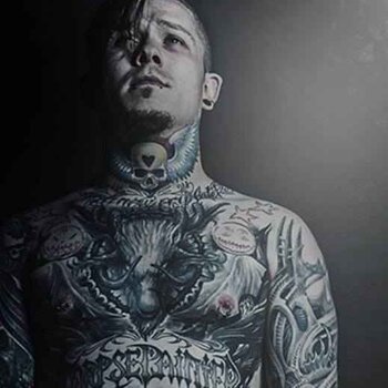 타투이스트 Julian Corpsepainter Siebert