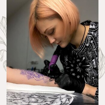 타투이스트 Irina Italyankina