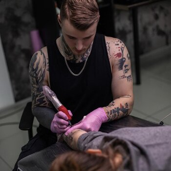 타투이스트 Vladislav Skryabin