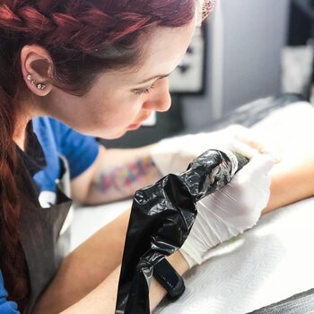 타투이스트 Evelina @evelina_lem_tattoo